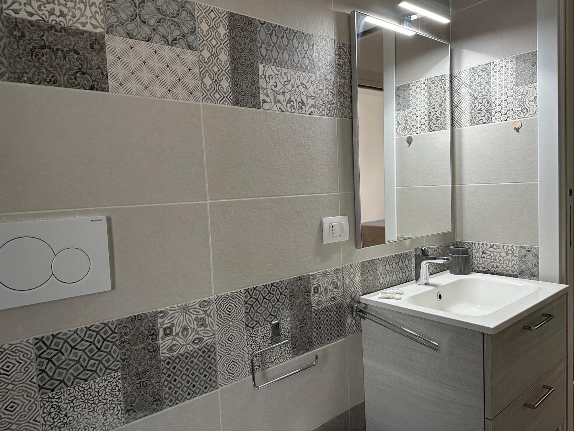 Suite&Chic Apartment Bari Extérieur photo